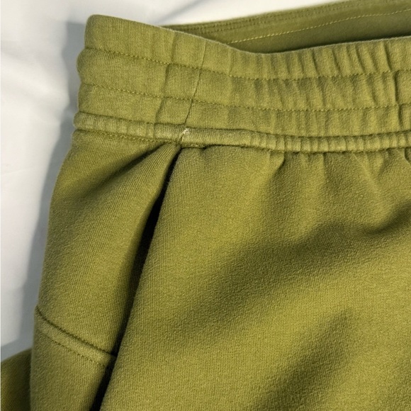 Lululemon Loungeful High-Rise Wide Leg Crop Bronze Green Size 10 - Picture 10 of 12